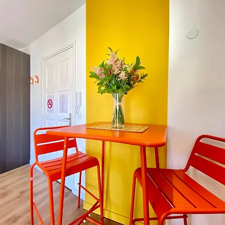 Luxury Toits Du Soleil By Scls Locations